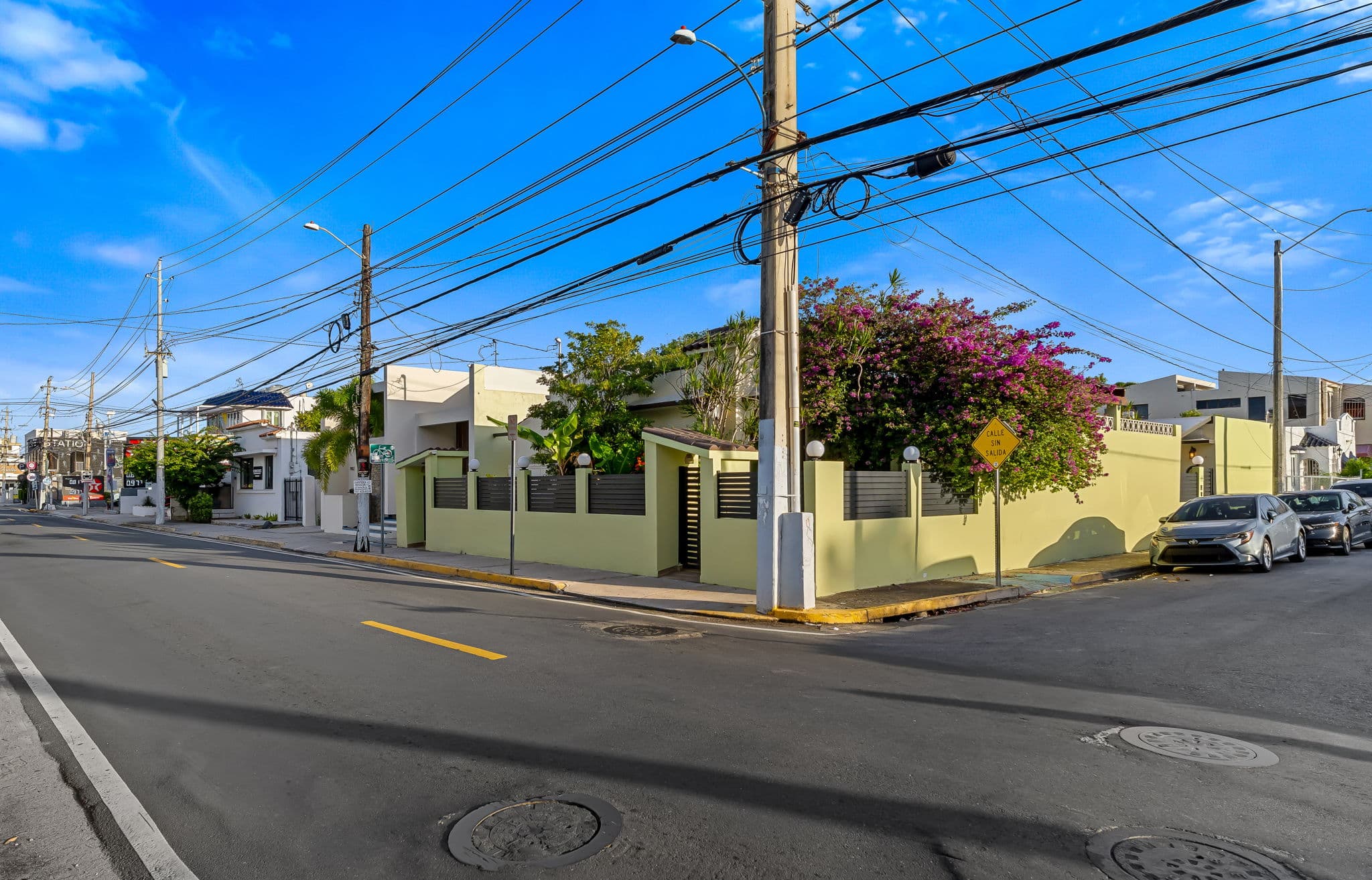 Active pedestrian neighborhood